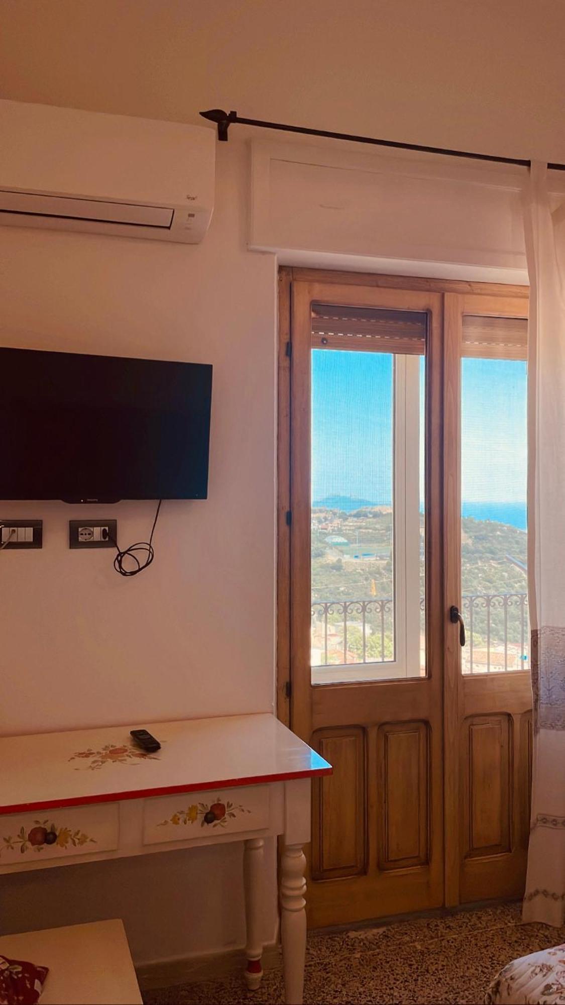 B&B Aria Ona Villagrande Strisaili Exterior foto