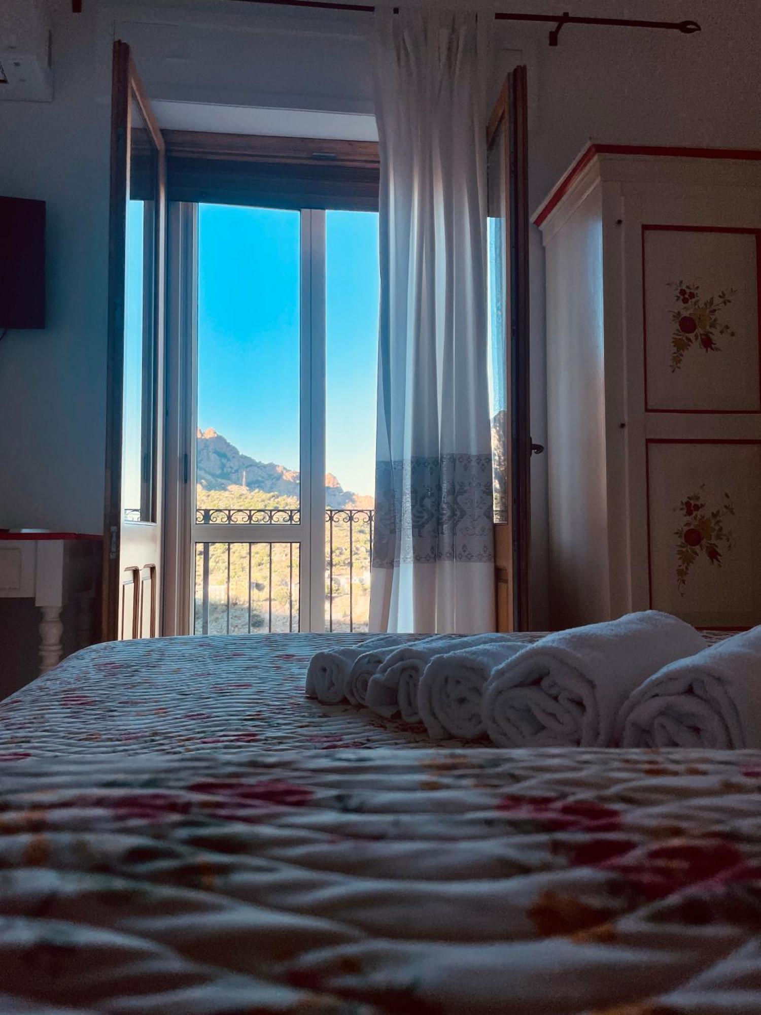 B&B Aria Ona Villagrande Strisaili Exterior foto