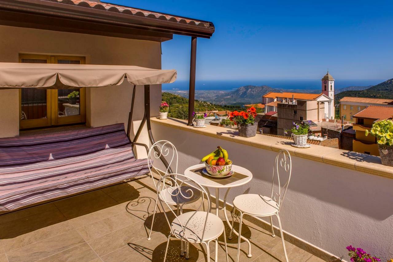 B&B Aria Ona Villagrande Strisaili Exterior foto